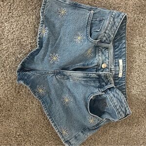 PacSun Mom Shorts Light Blue Denim Shorts with Floral Embroidery